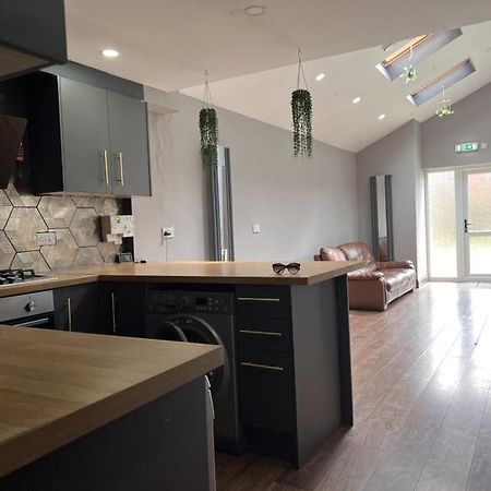 Apartmán 6D Hosting Coventry Exteriér fotografie