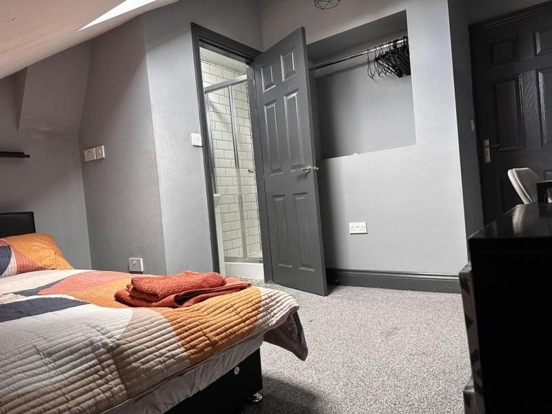 Apartmán 6D Hosting Coventry Exteriér fotografie