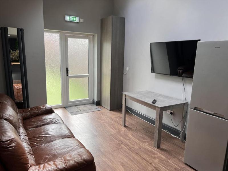 Apartmán 6D Hosting Coventry Exteriér fotografie