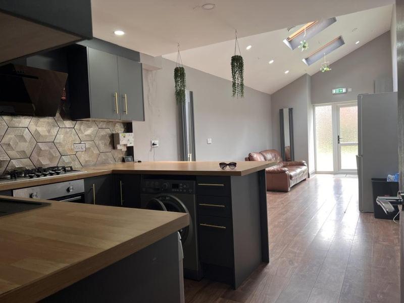 Apartmán 6D Hosting Coventry Exteriér fotografie